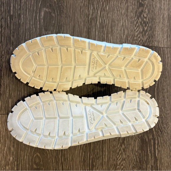 Prada Double Wheel Re-Nylon gabardine sneakers Desert Beige - Picture 2 of 3